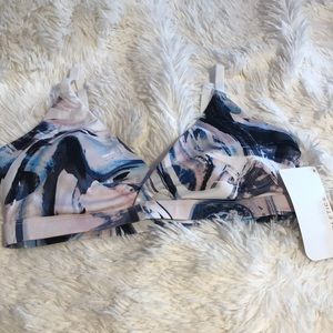 Gabby Sports Bra by Fabletics